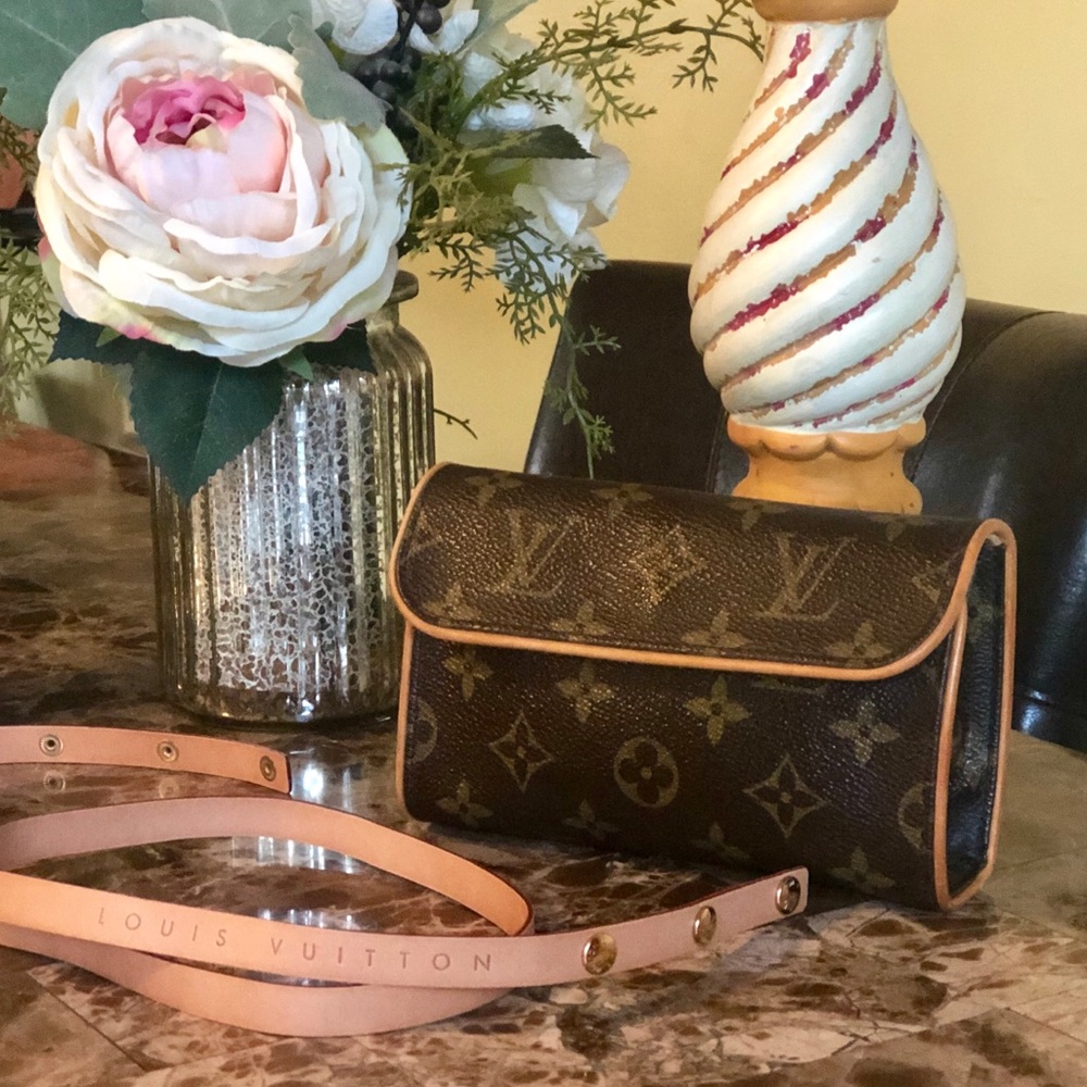 AUTH Louis Vuitton Florentine Belt Bag EXCELLENT🌺 - Picture 1 of 8